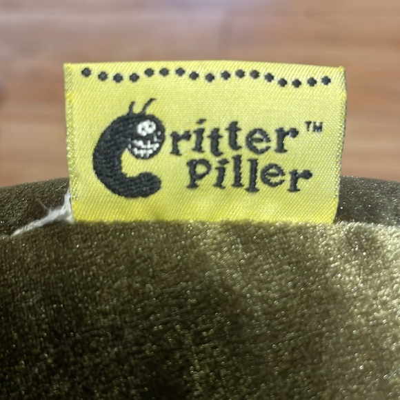 Children’s Critter Pilled Otter Neck Pillow - Picture 4 of 7